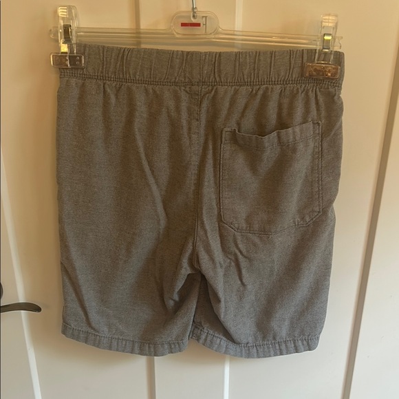 Old Navy Grey Casual Shorts Elastic Waist, Boys’ size 10-12 - Picture 3 of 5